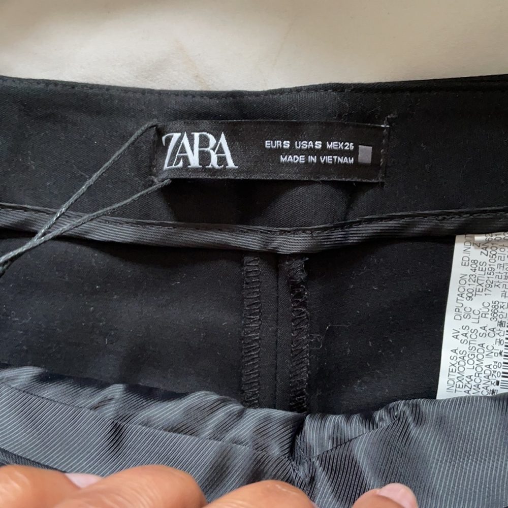 Zara Bottom Ruffled Shorts— New! - Picture 6 of 8